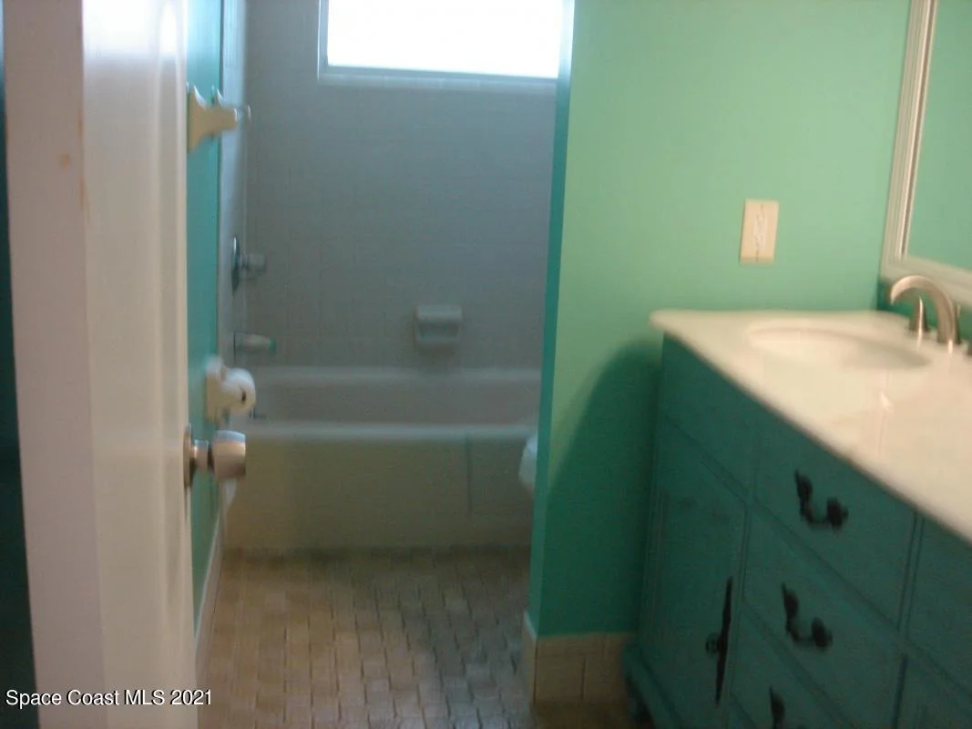 Photo of 725 Palm Drive