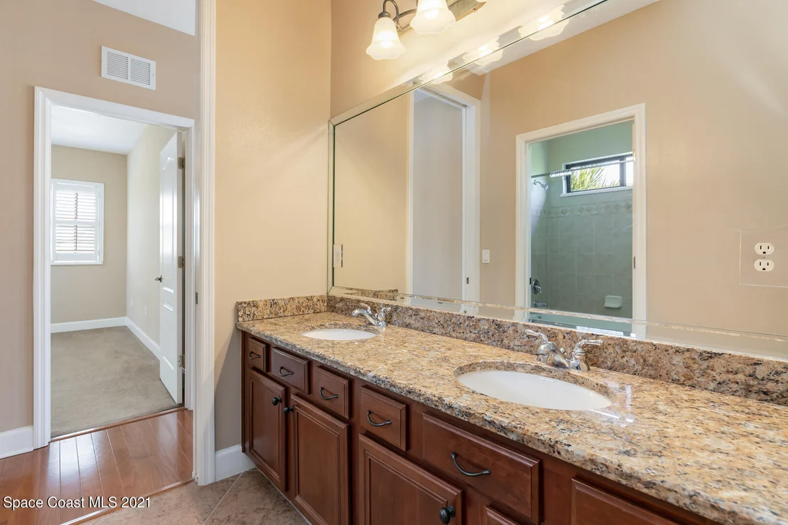 Photo of 709 Monterey Drive