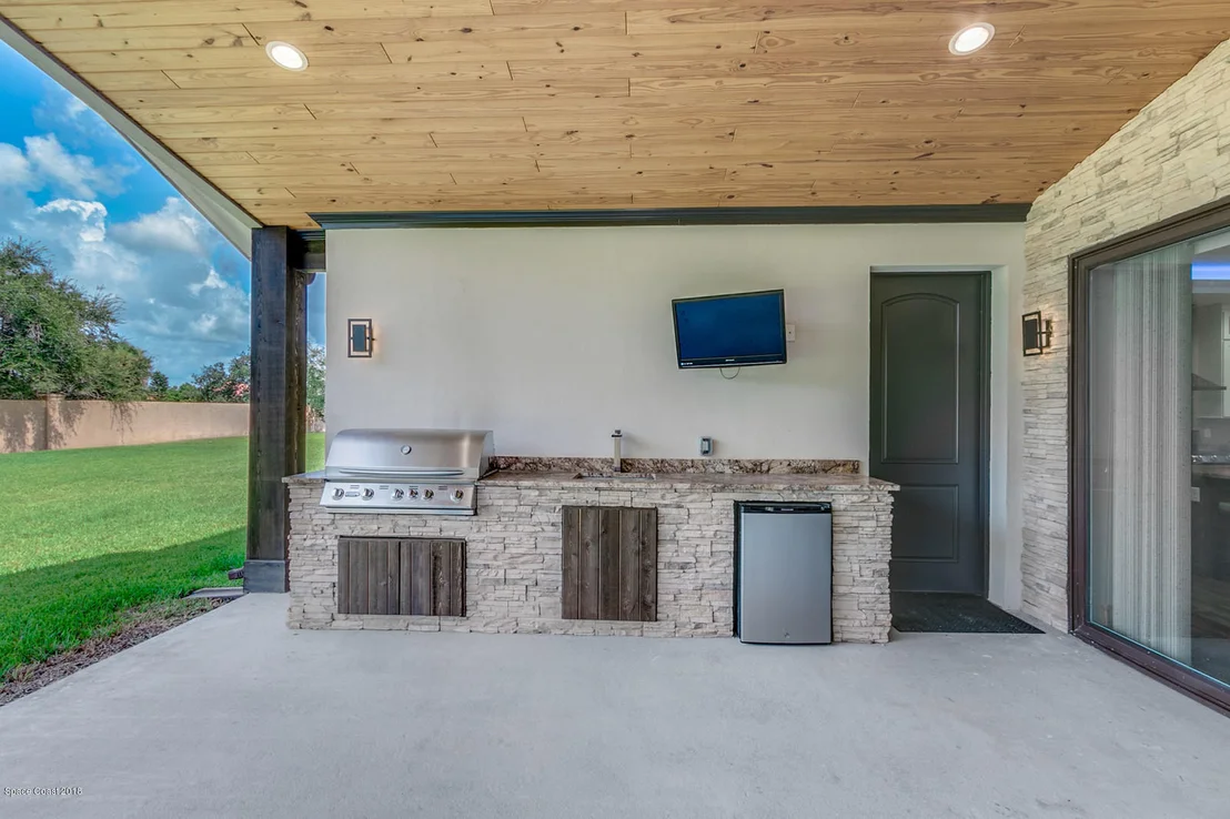 Photo of 1388 Centennial Way