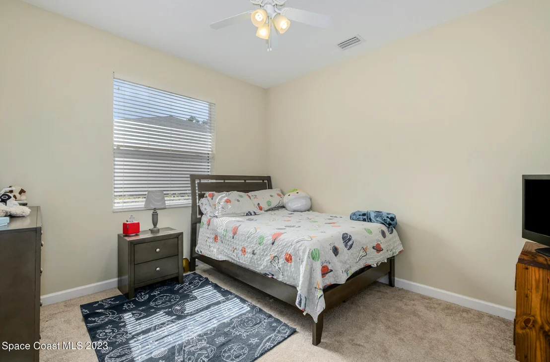 Photo of 577 Gardendale Circle SE