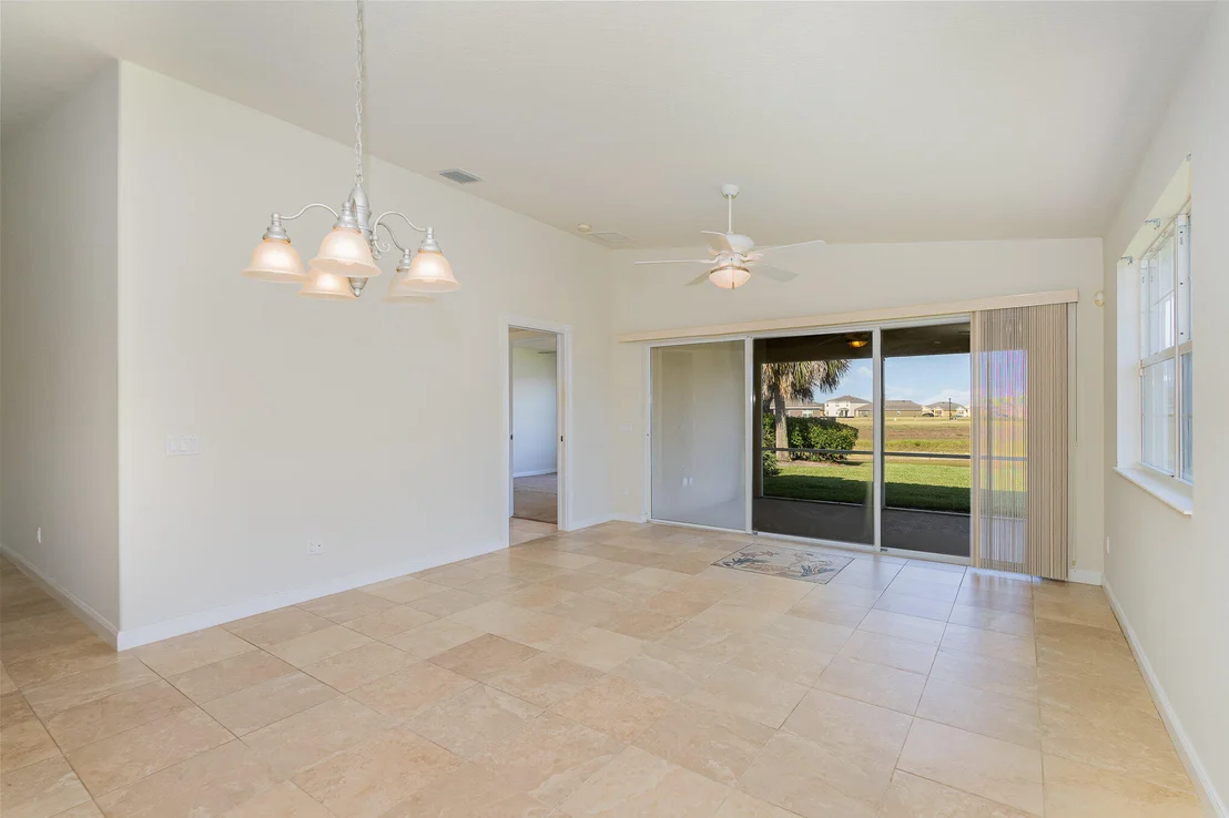 Photo of 3492 Hyperion Way SE