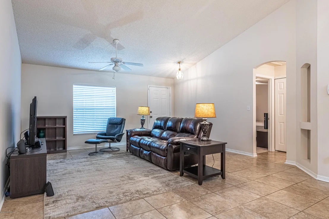 Photo of 2736 Fields Avenue SE