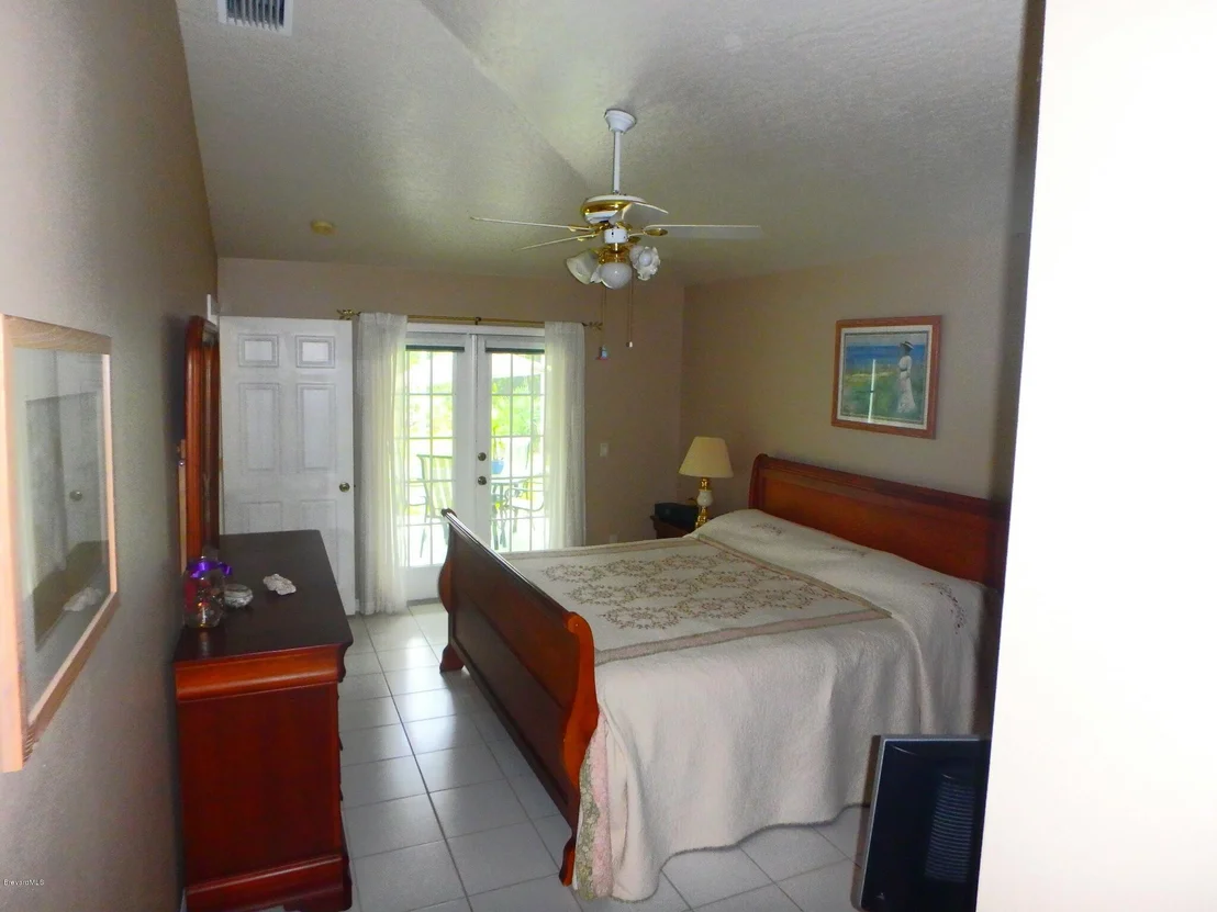 Photo of 1875 Sun Gazer Drive