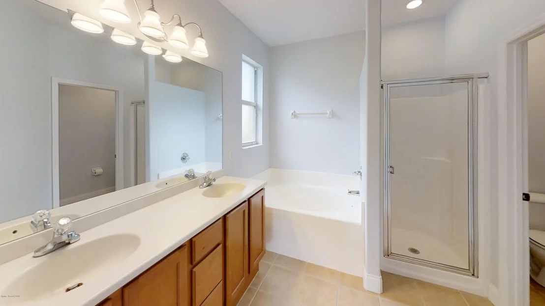 Photo of 662 Waterside Circle