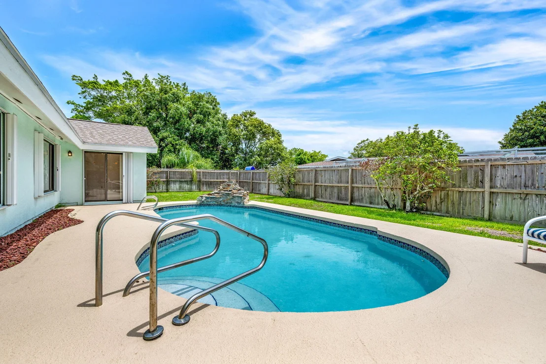 Photo of 400 Port Malabar Boulevard NE