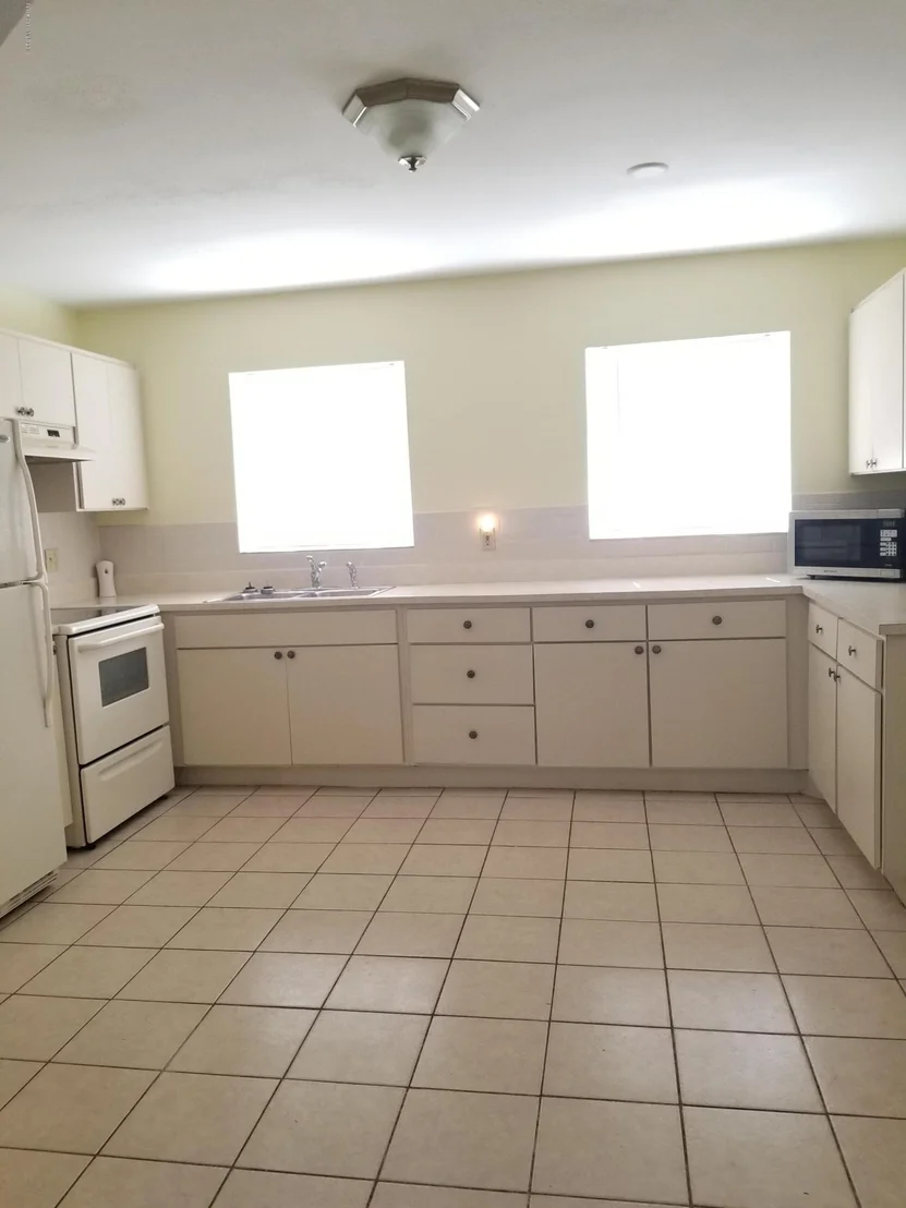 Photo of 4385 Thistleberry Drive
