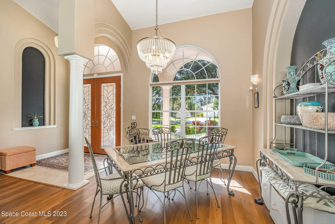 Photo of 426 Southampton Drive