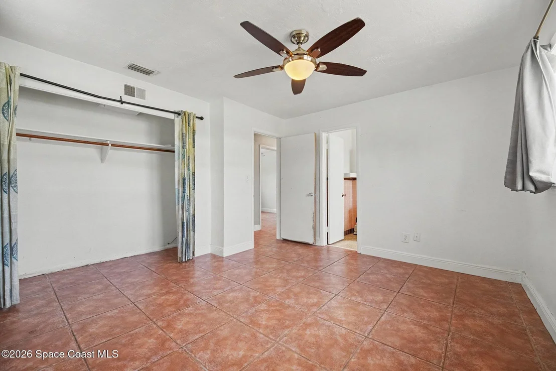 Photo of 112 SE 3rd Street
