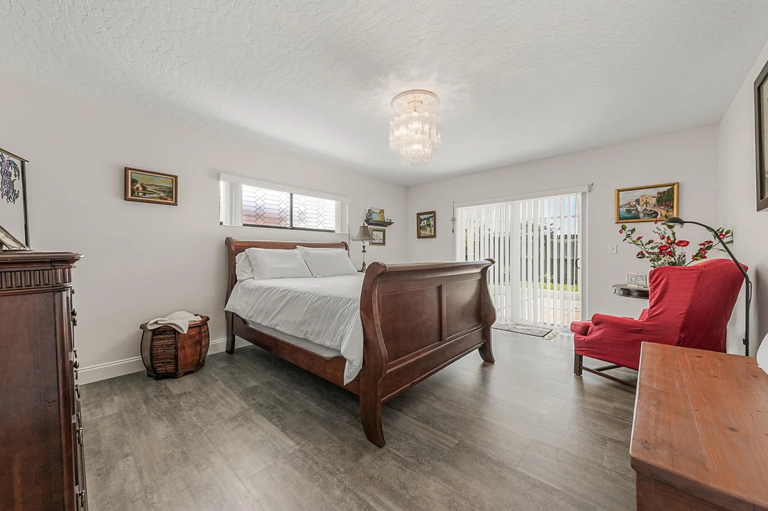 Photo of 2047 Bottlebrush Drive