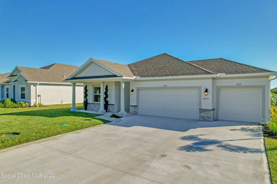 Photo of 8251 Laguna Circle