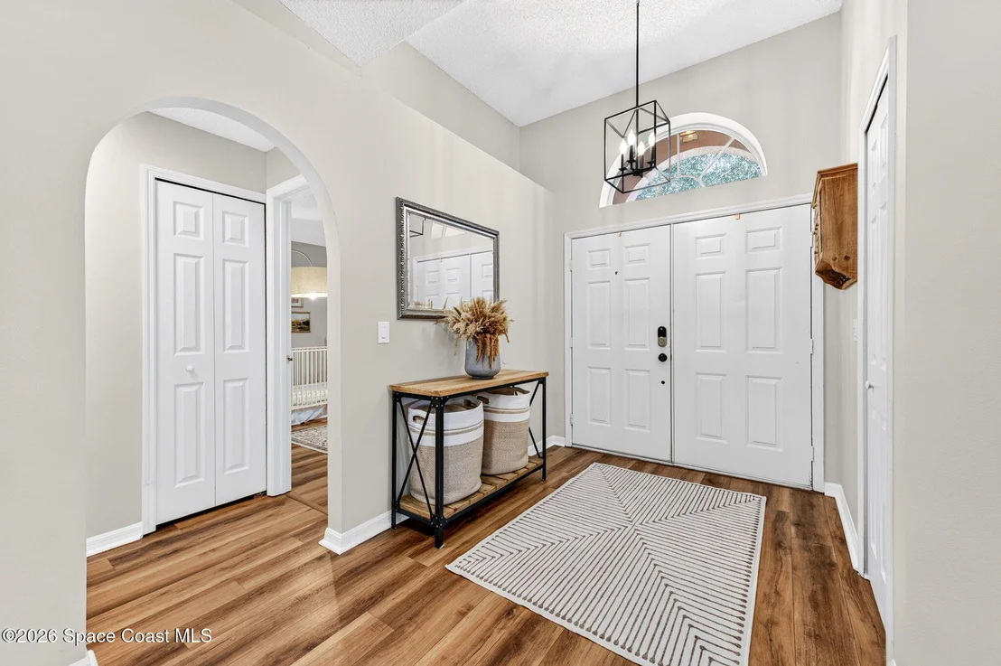 Photo of 1716 Vista Lake Circle