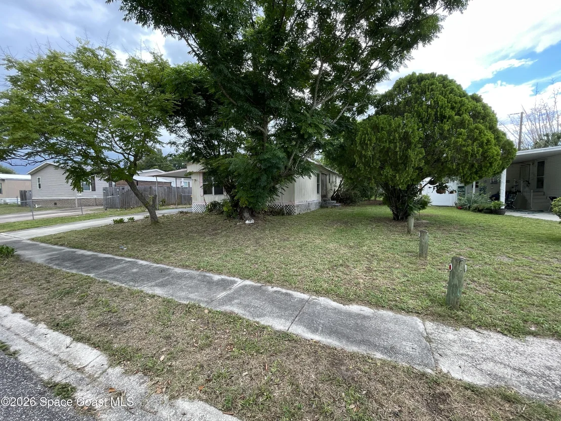 Photo of 1168 Luther Drive
