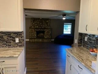 Photo of 1298 Hollywood Drive