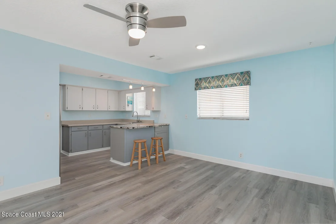 Photo of 300 Bahama Drive