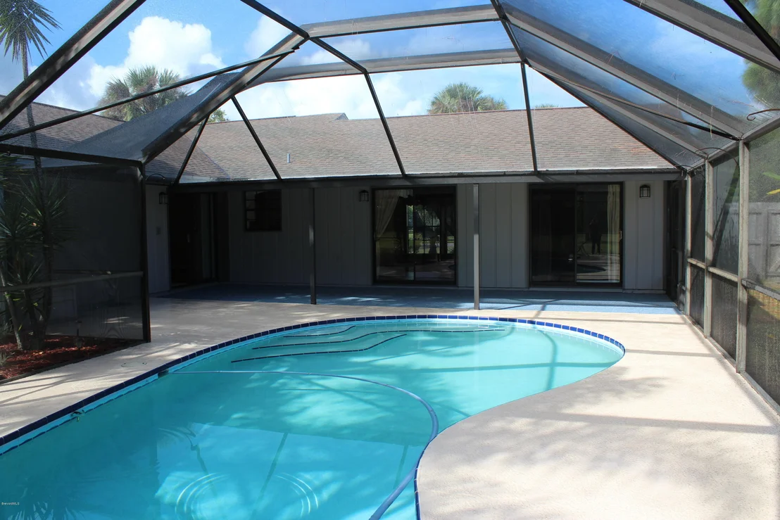 Photo of 2155 Bridle Path