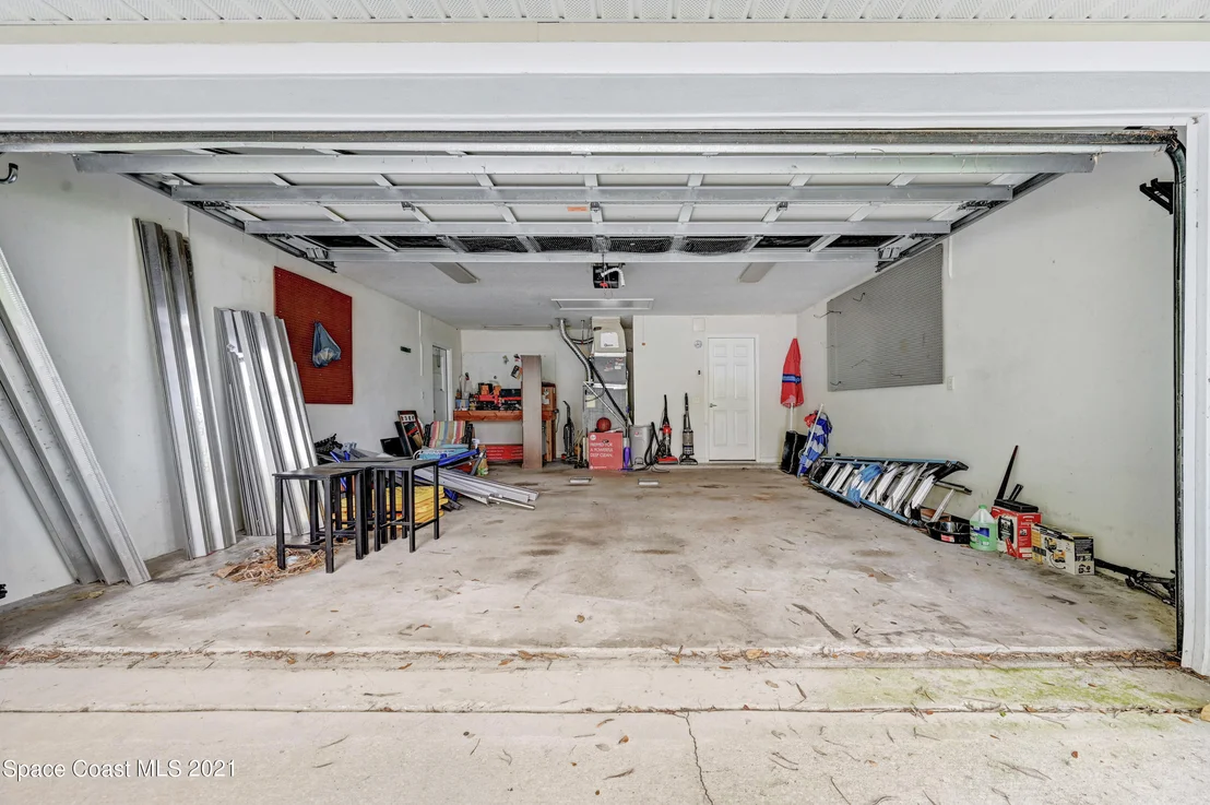 Photo of 863 Brookview Lane