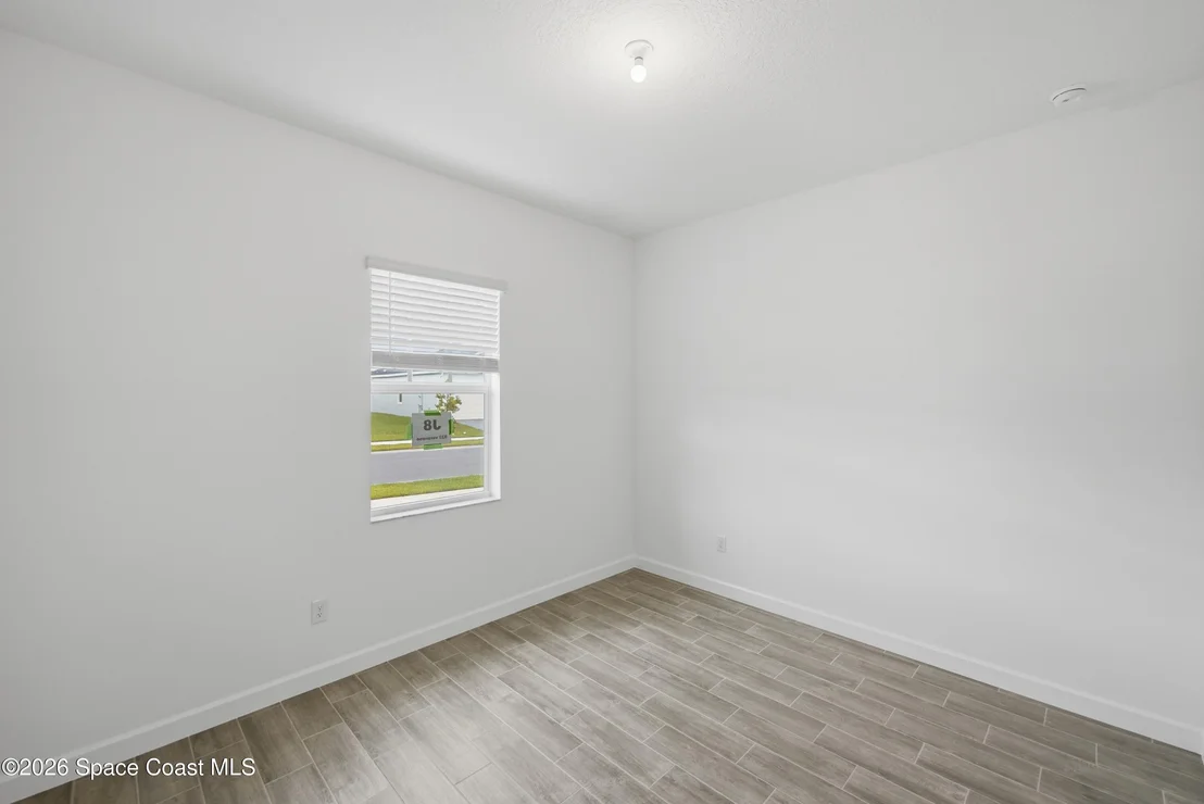 Photo of 1863 Antarus Drive NW
