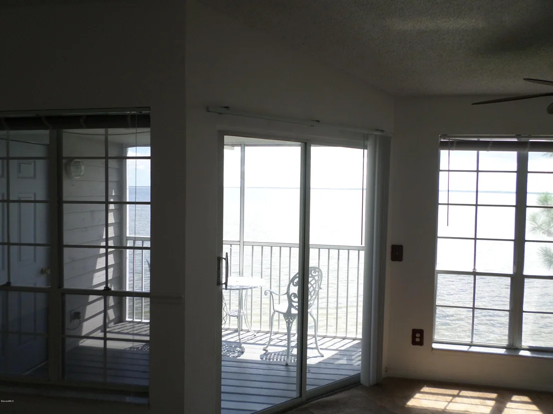 Photo of Unit 204 at 7340 Highway 1