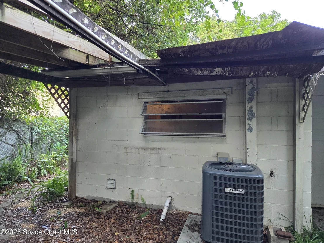 Photo of 1035 Sea Grape Drive