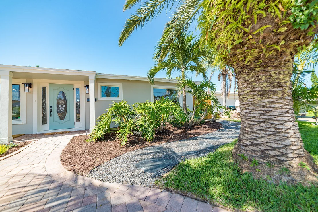 Photo of 417 Cardinal Drive