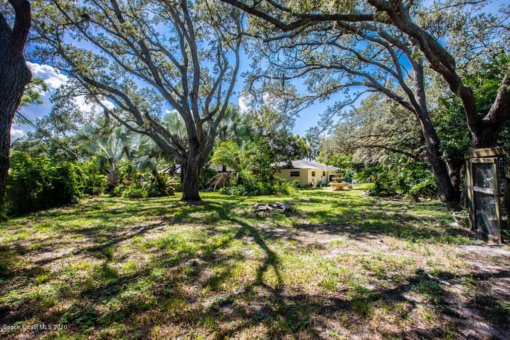 Photo of 323 Darrow Court