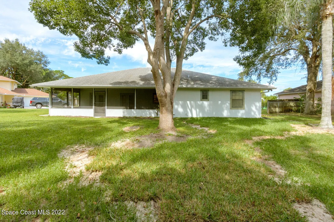 Photo of 5195 Carter Street