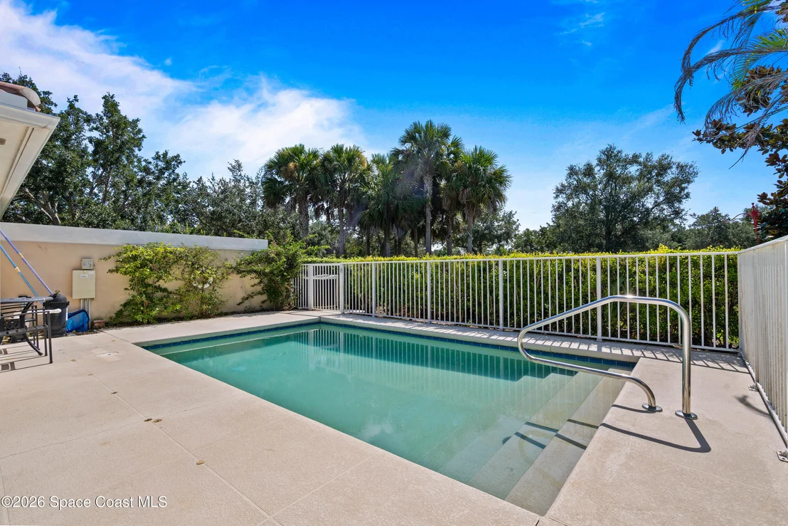 Photo of 3405 Hyperion Way SE
