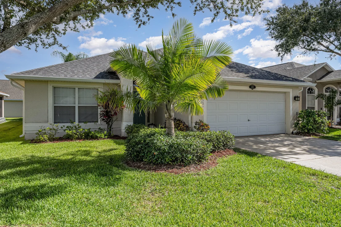 Photo of 2650 Stratford Pointe Drive
