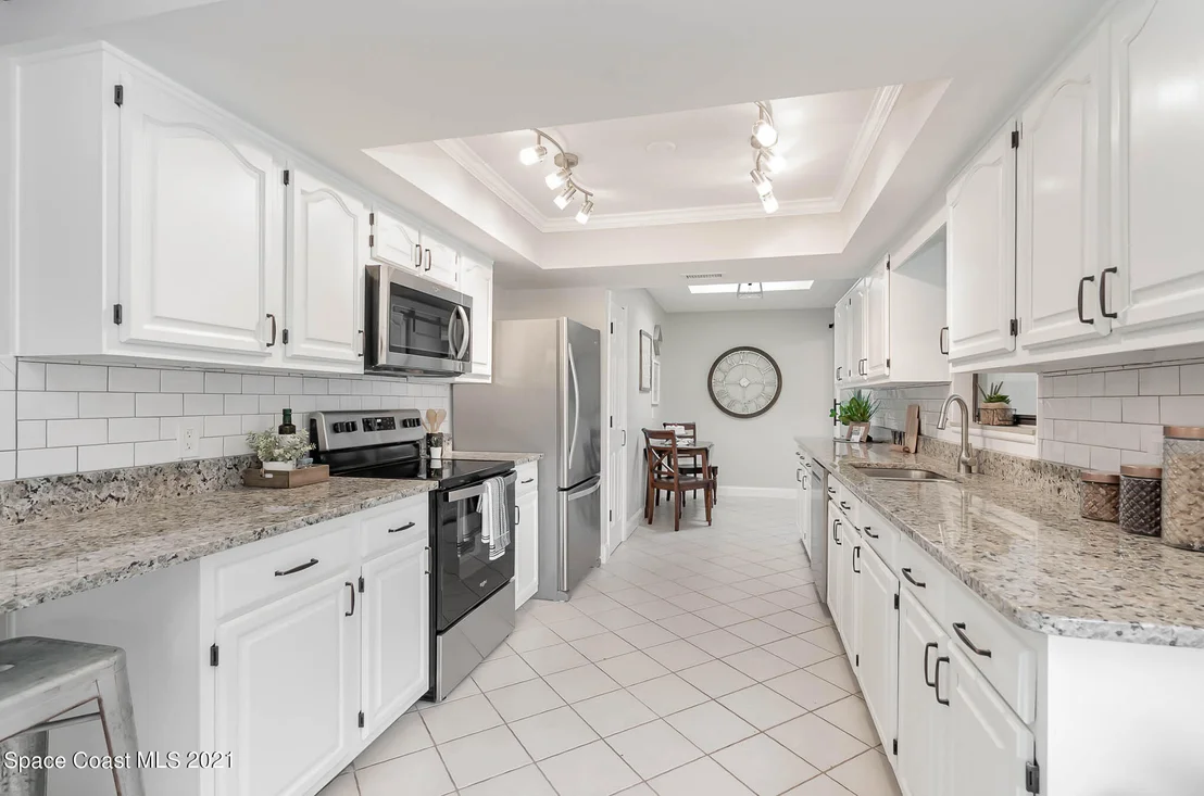 Photo of 1799 Buick Avenue