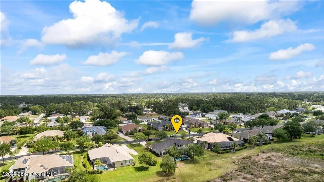 Photo of 2100 Windbrook Drive SE