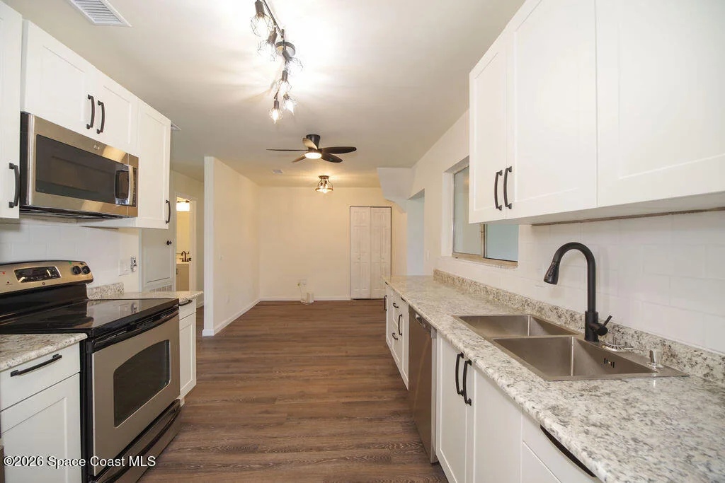 Photo of 653 Atlas Avenue NE