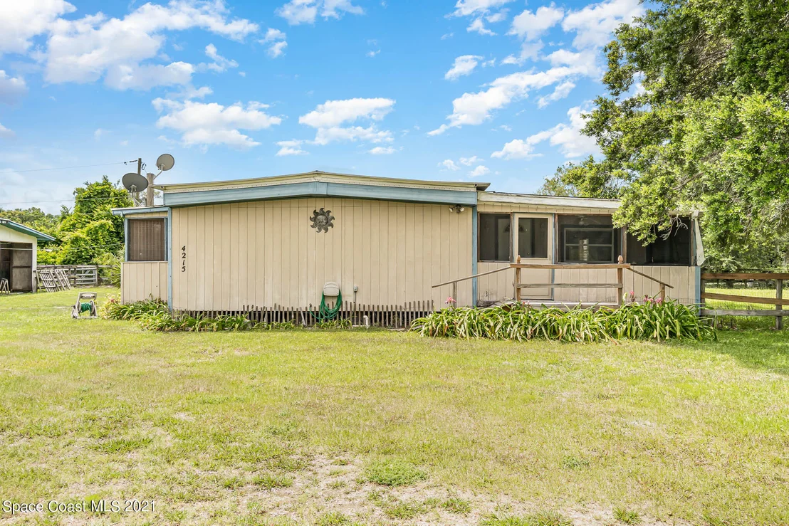 Photo of 4215 Aurantia Road
