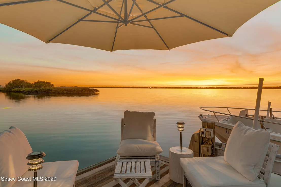 Photo of 466 Lanternback Island Drive