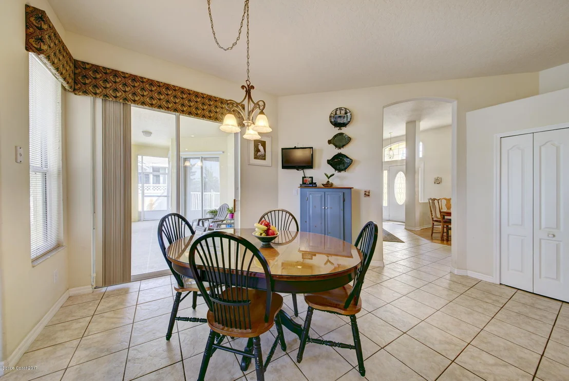 Photo of 1662 Long Pine Road