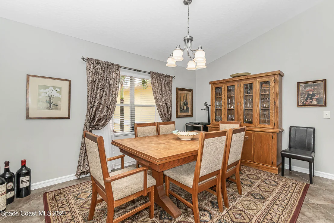 Photo of 243 Peregrine Drive