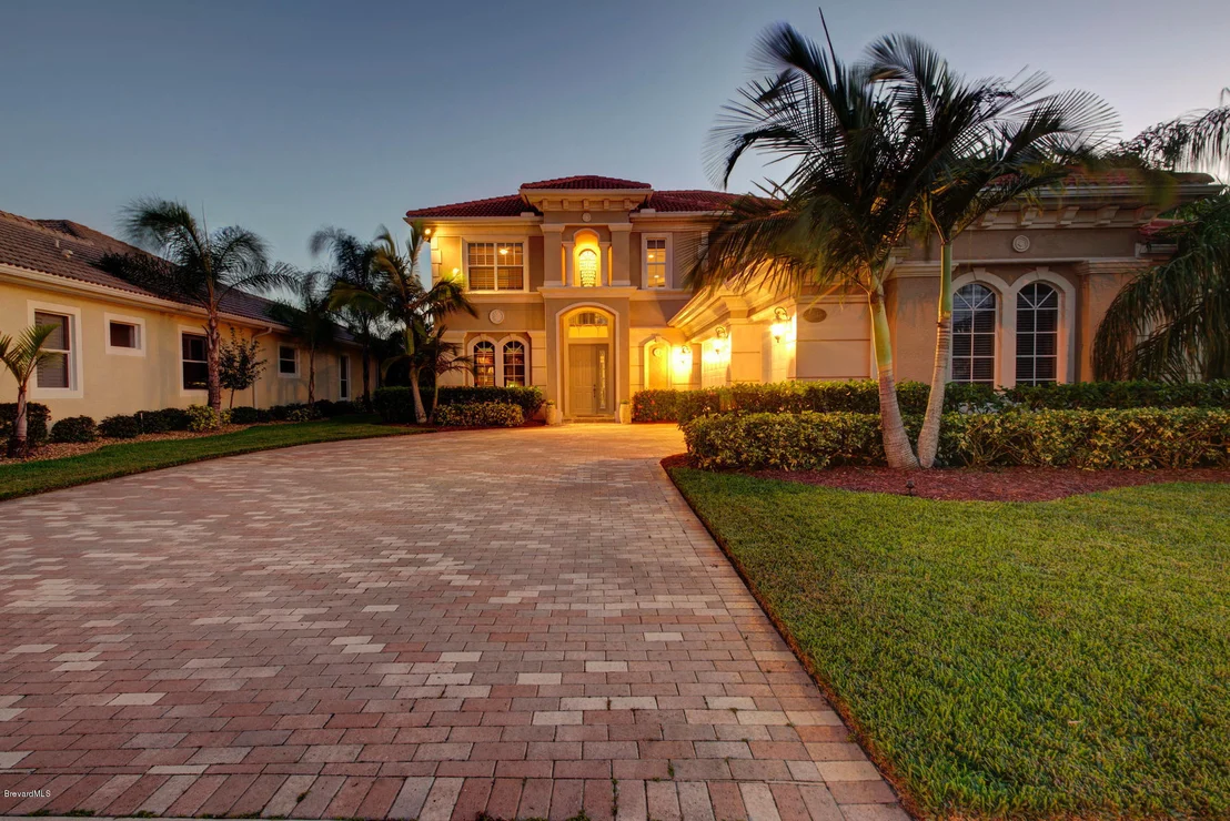 Photo of 6546 Arroyo Drive