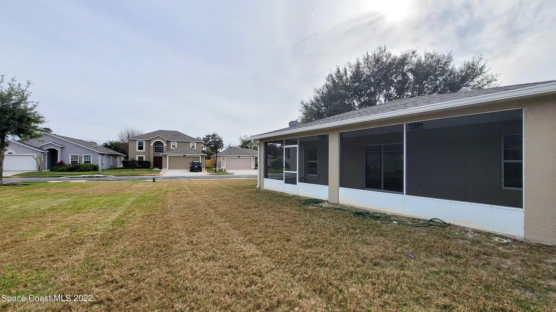 Photo of 2111 Spring Creek Circle NE