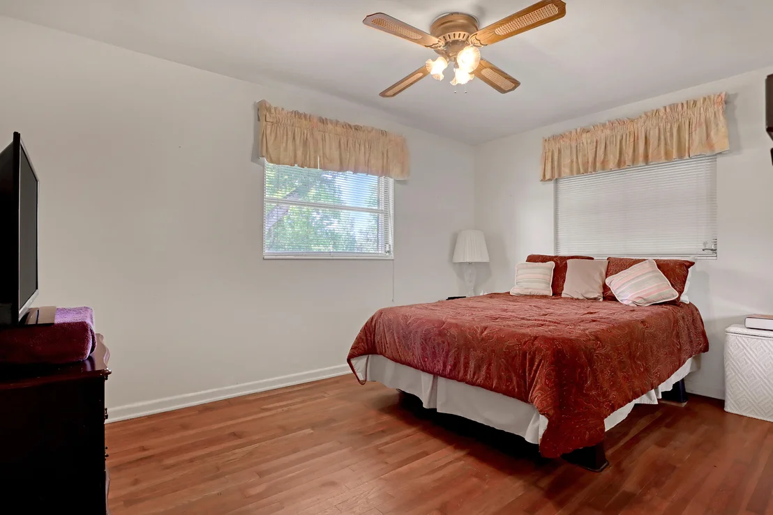 Photo of 3836 Sterling Street