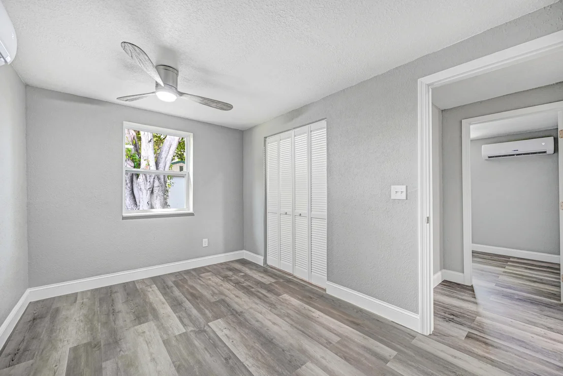 Photo of 447 Helen Street
