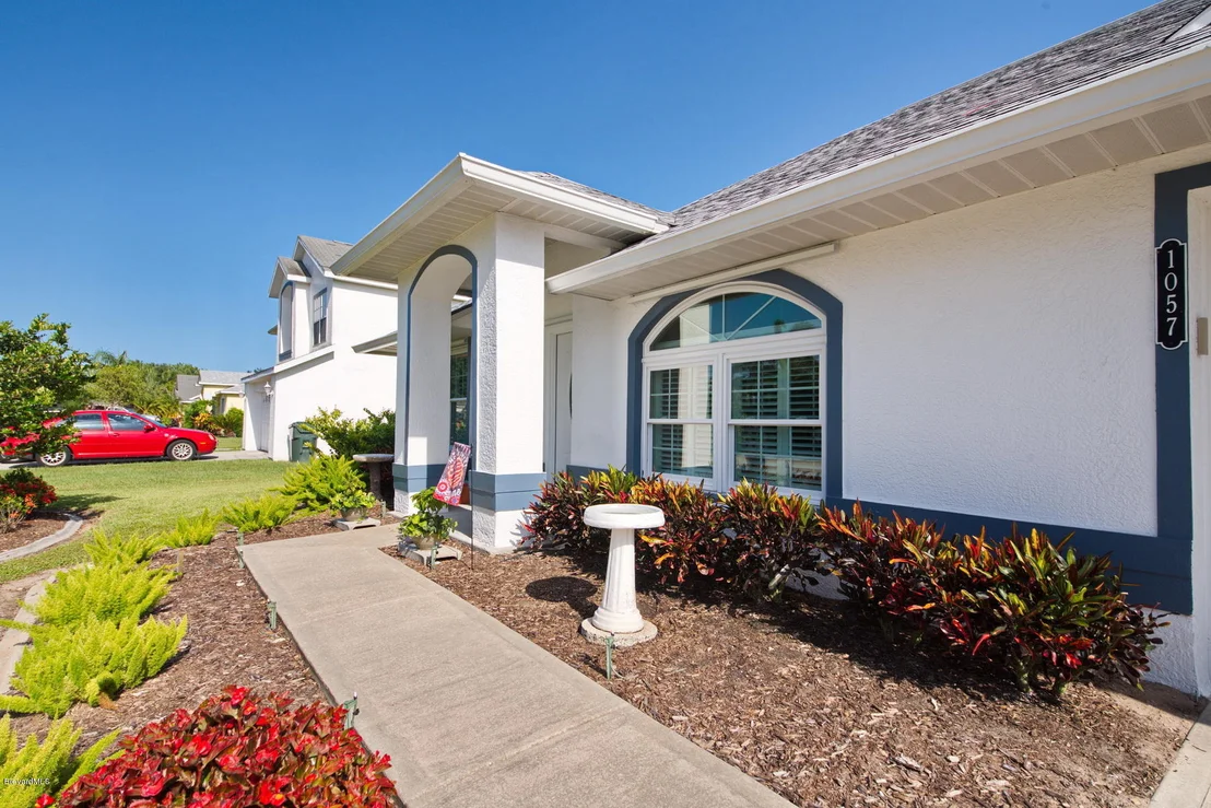 Photo of 1057 Jacaranda Circle