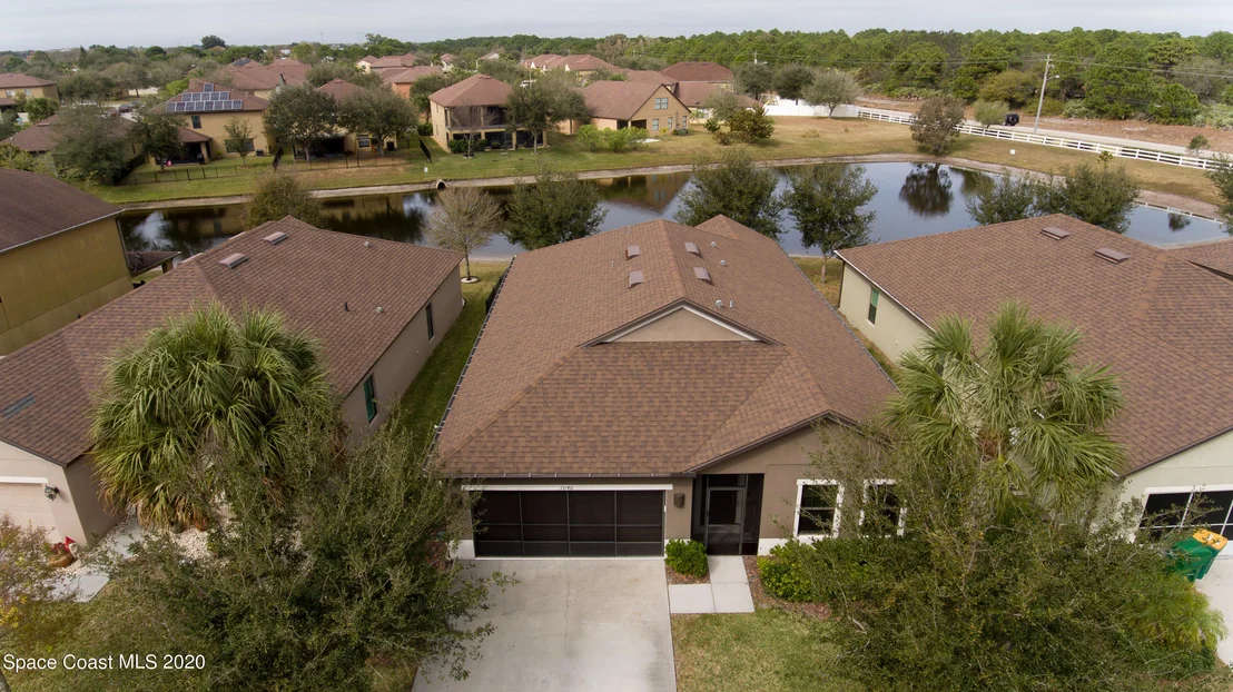 Photo of 1040 Cayman Drive