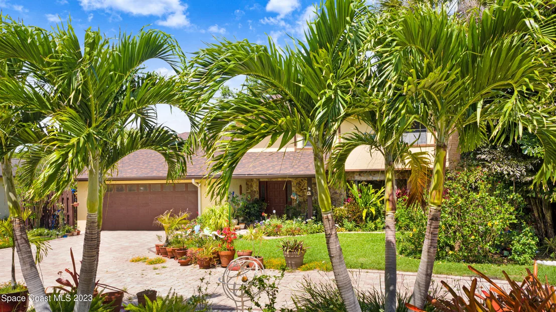 Photo of 1102 Fairlawn Drive