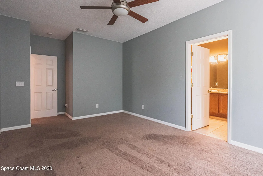 Photo of 949 Riviera Point Drive