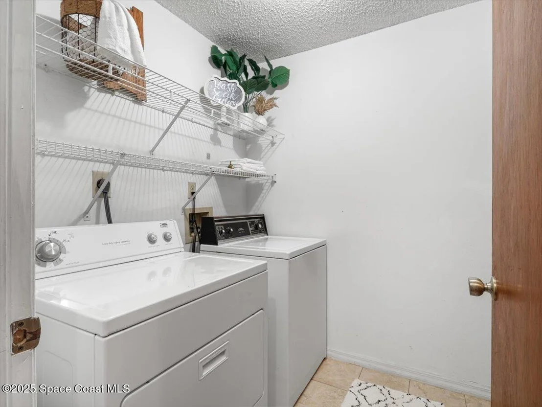 Photo of 6845 Harp Avenue