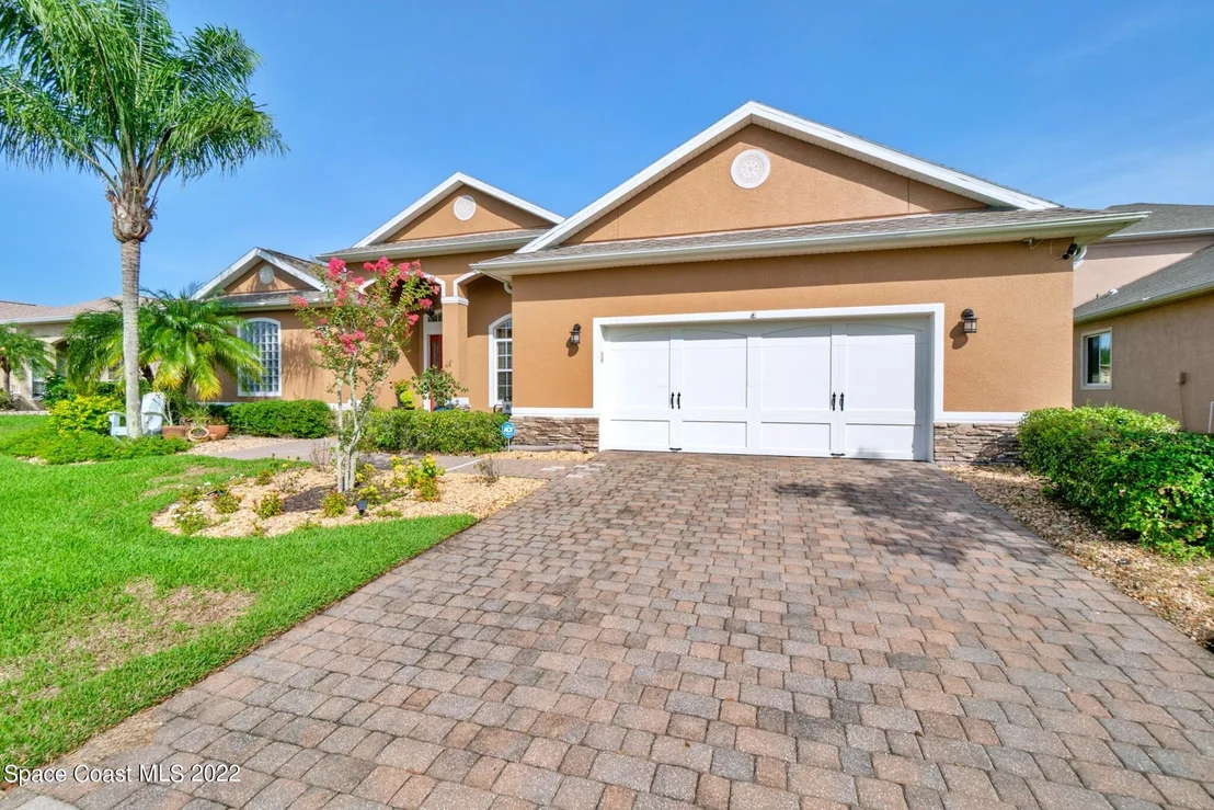Photo of 5920 Rusack Drive
