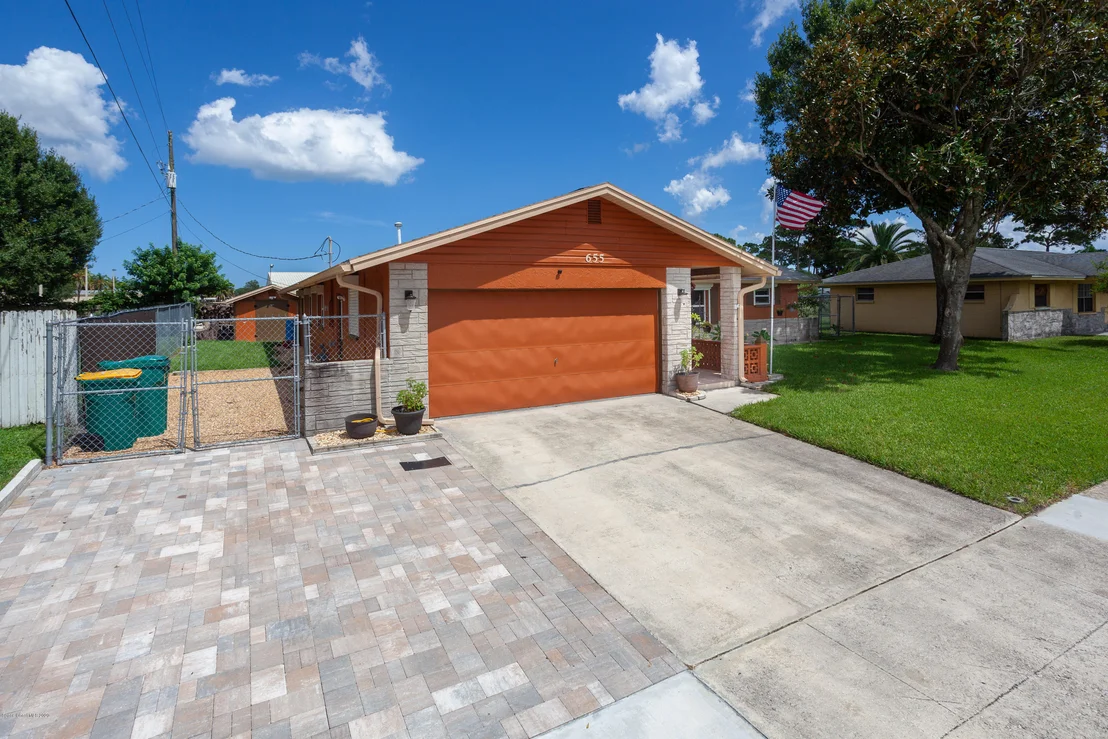 Photo of 655 Dijon Drive