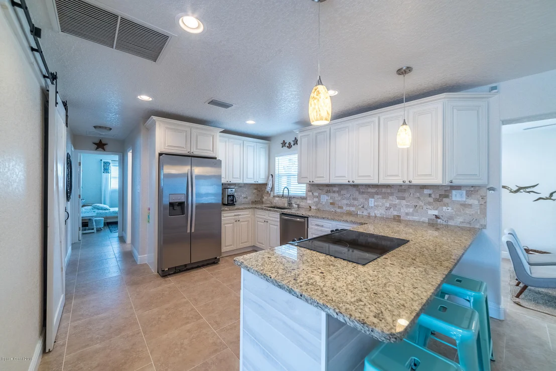 Photo of 280 Albatross Drive