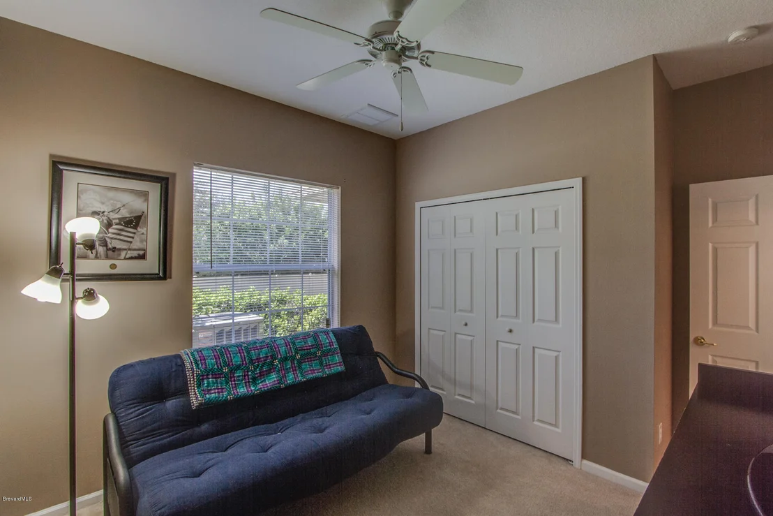Photo of 228 SE Abernathy Circle