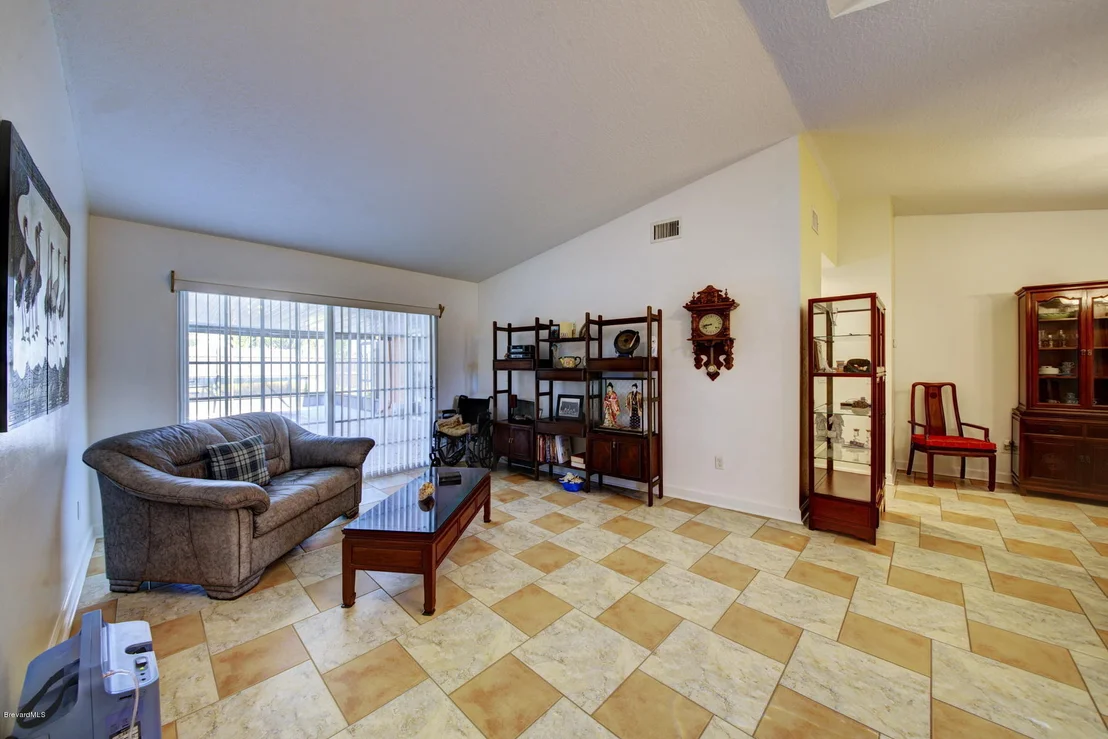 Photo of 1233 WEEPING WILLOW Lane