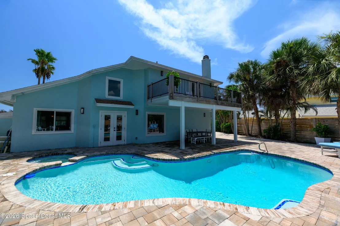 Photo of 398 Riverview Lane